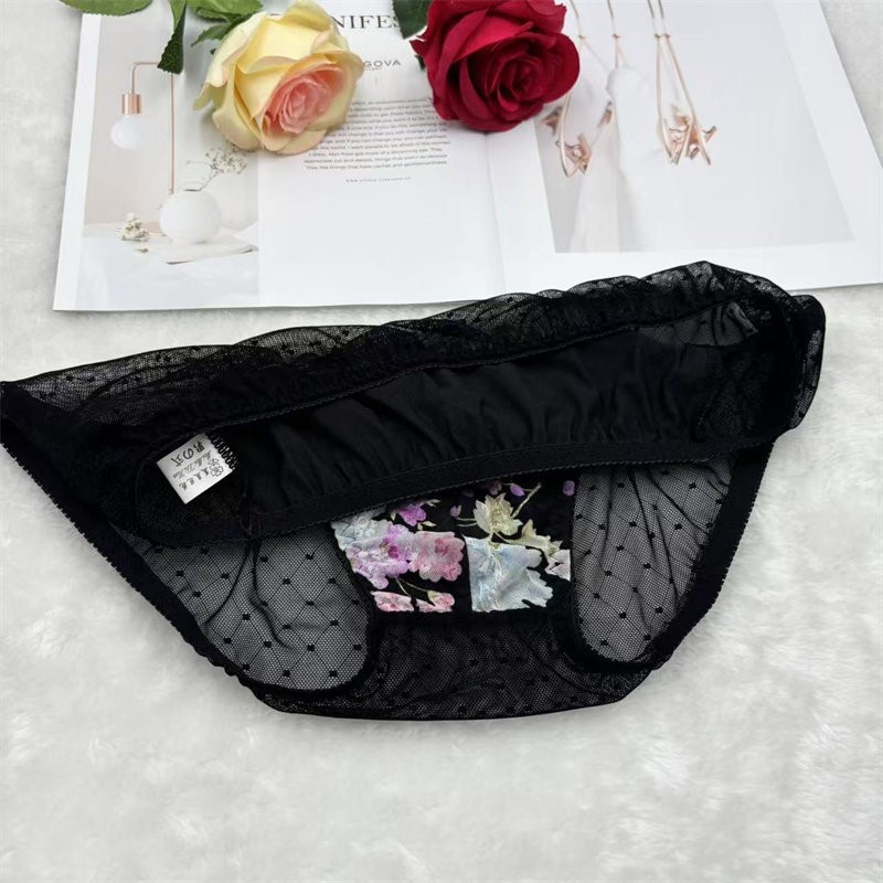 Herren-Slip mit Blumenstickere – Embroidery Bag Bewertung und Preis